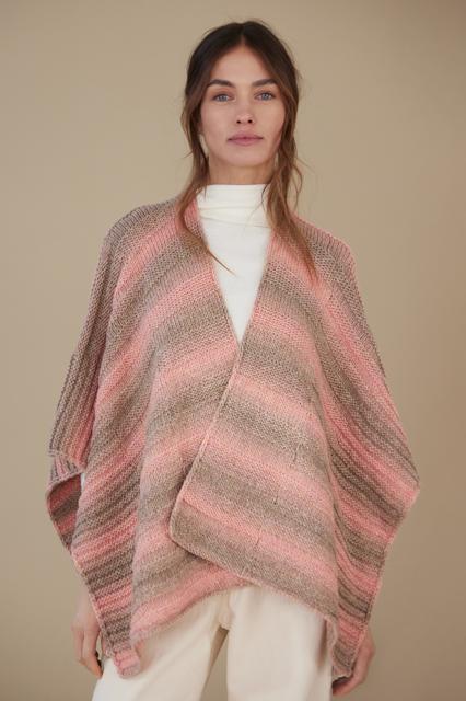 Anleitung Nr. 17171 Poncho aus Cool Merino dégradé