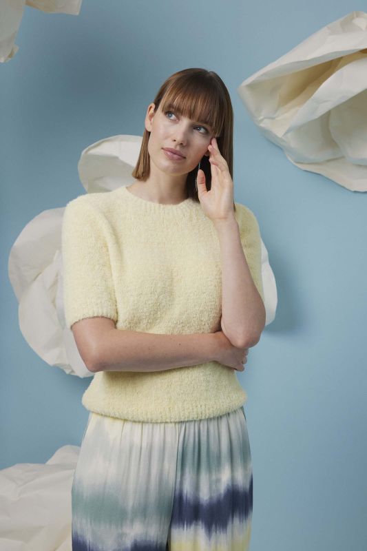 Anleitung Nr. 19424 Pullover "Liv" aus Velvet (Lang Yarns)