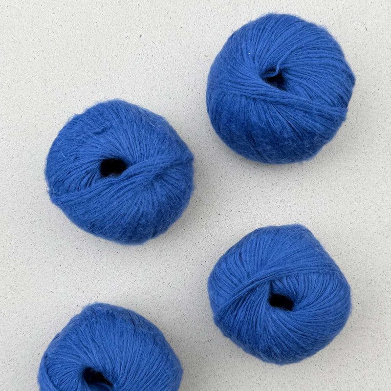78 blau