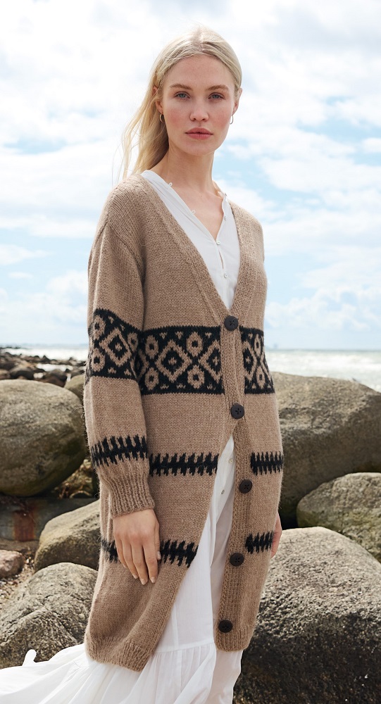 Anleitung Nr. 17971 Long Cardigan aus Natural Lama Chunky