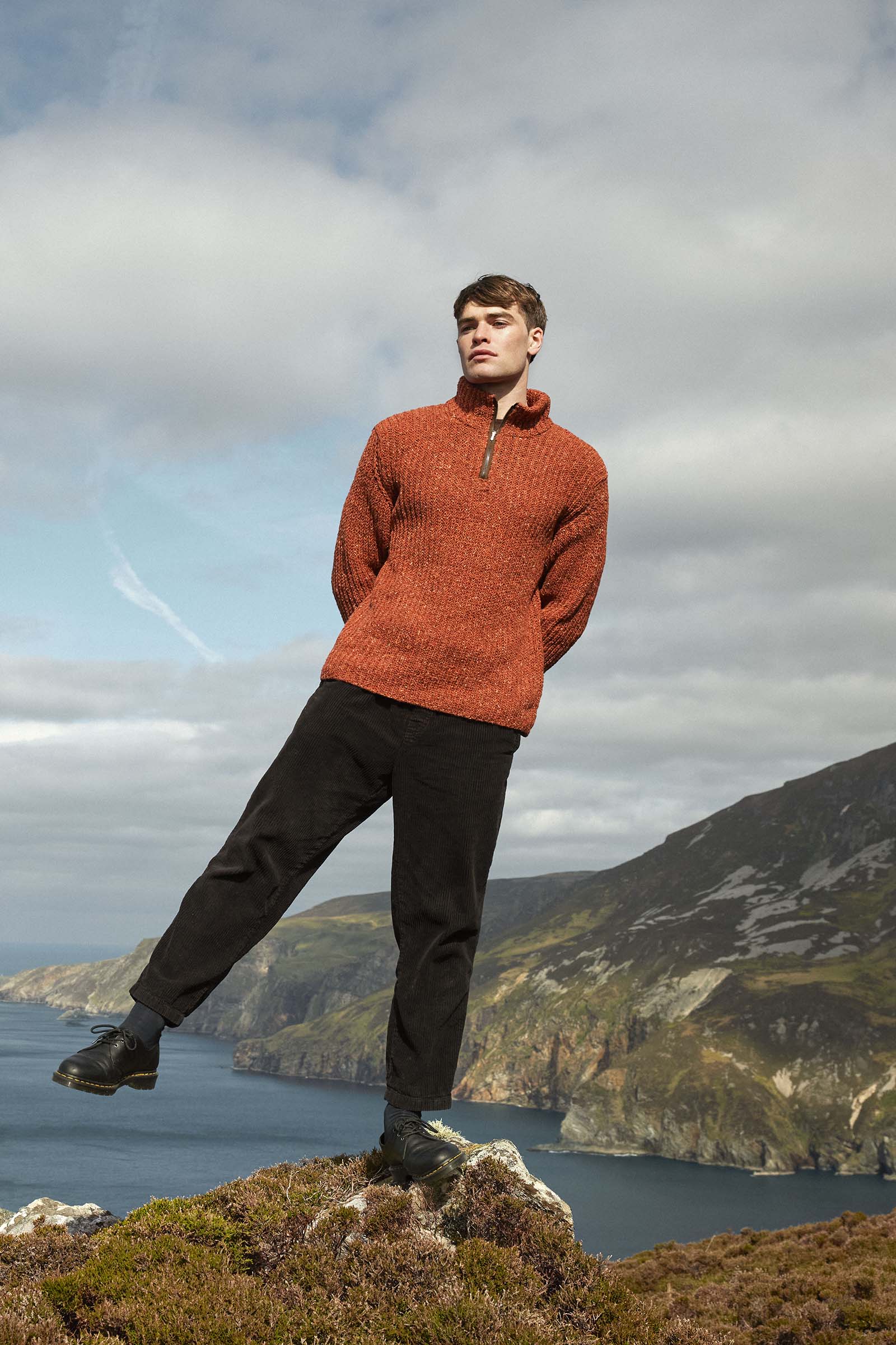 Anleitung Nr. 19331 Pullover Connor aus Donegal Tweed+
